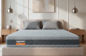 Amazon Basics Orthopedic Classic Comfort Memory Foam Mattress | Queen Size Bed Mattress, 8-Inch Thick | 3-Layer Foam Build, Zero Motion Transfer (75x60x8 Inches, Medium Firm, Zippered Cover)