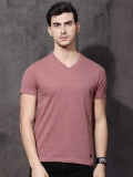 Roadster Solid Men V Neck Maroon T-Shirt